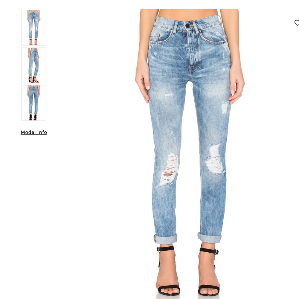 Distressed Boyfriend Jean